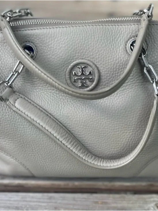 Tory Burch Pebbled Leather Tote in Light Gray - Picture 3 of 12
